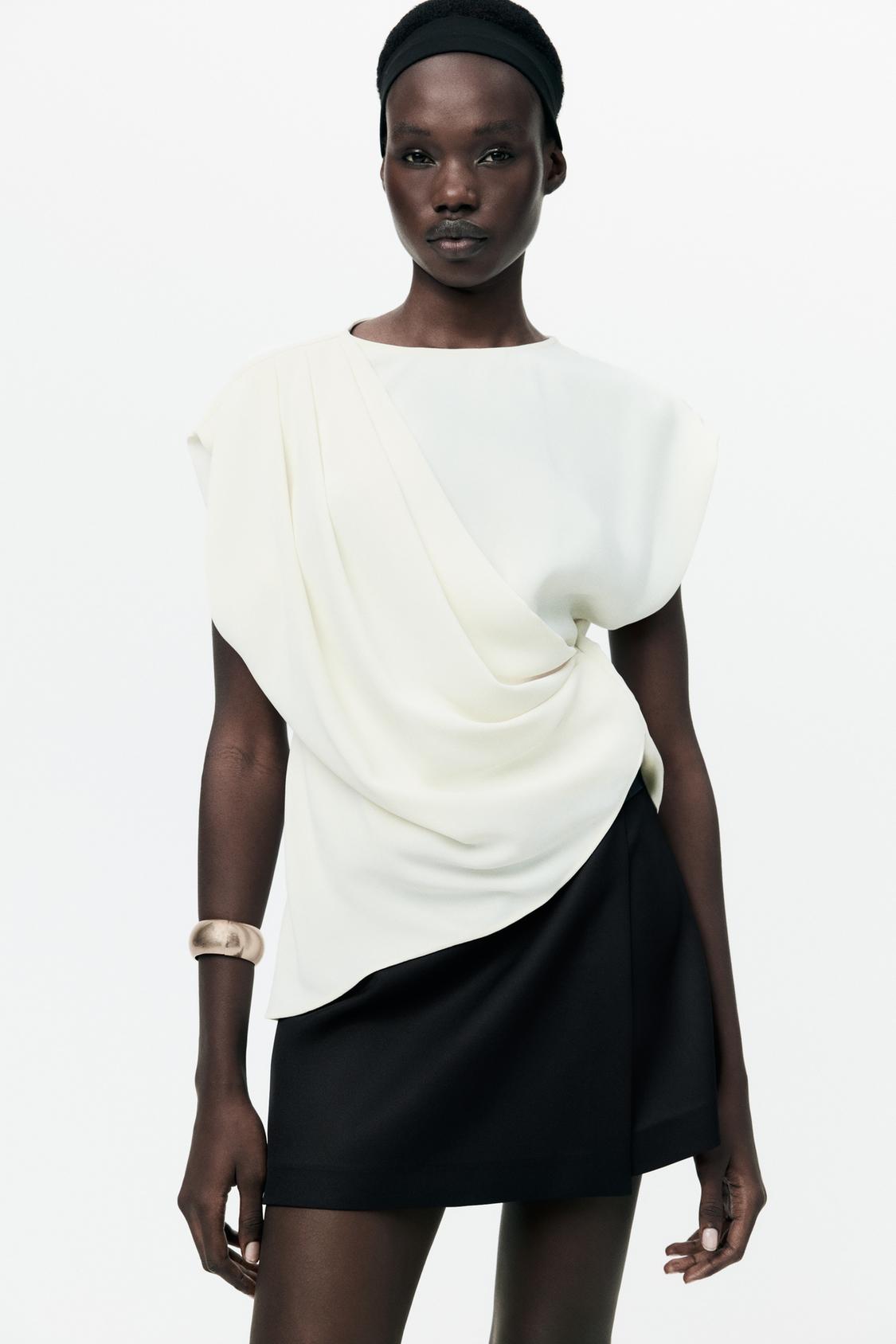 DRAPED TOP