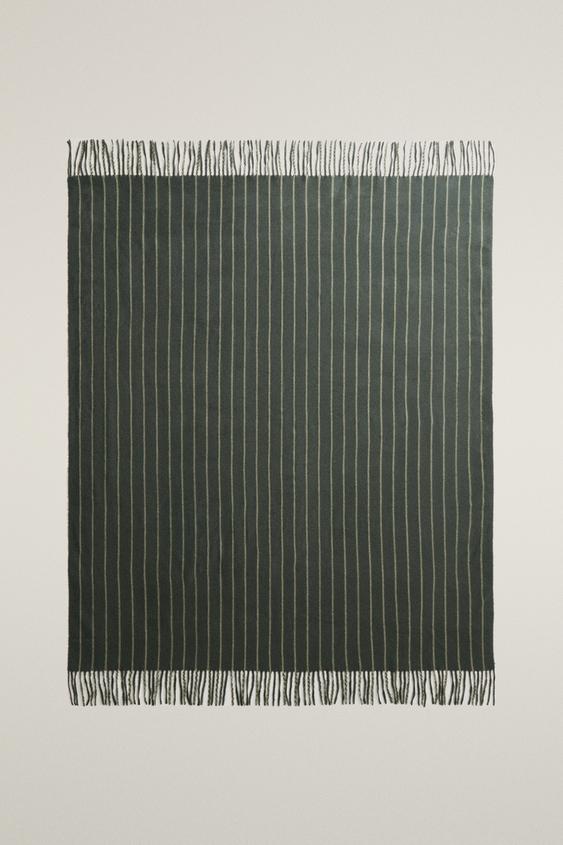 COUVERTURE RAYURES FRANGES - Kaki de Zara - Image 0