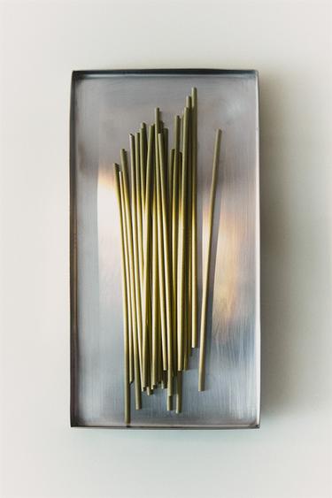 BERGAMOT & SANDALWOOD INCENSE STICKS (PACK VAN 20) - Ecru / Groen van Zara