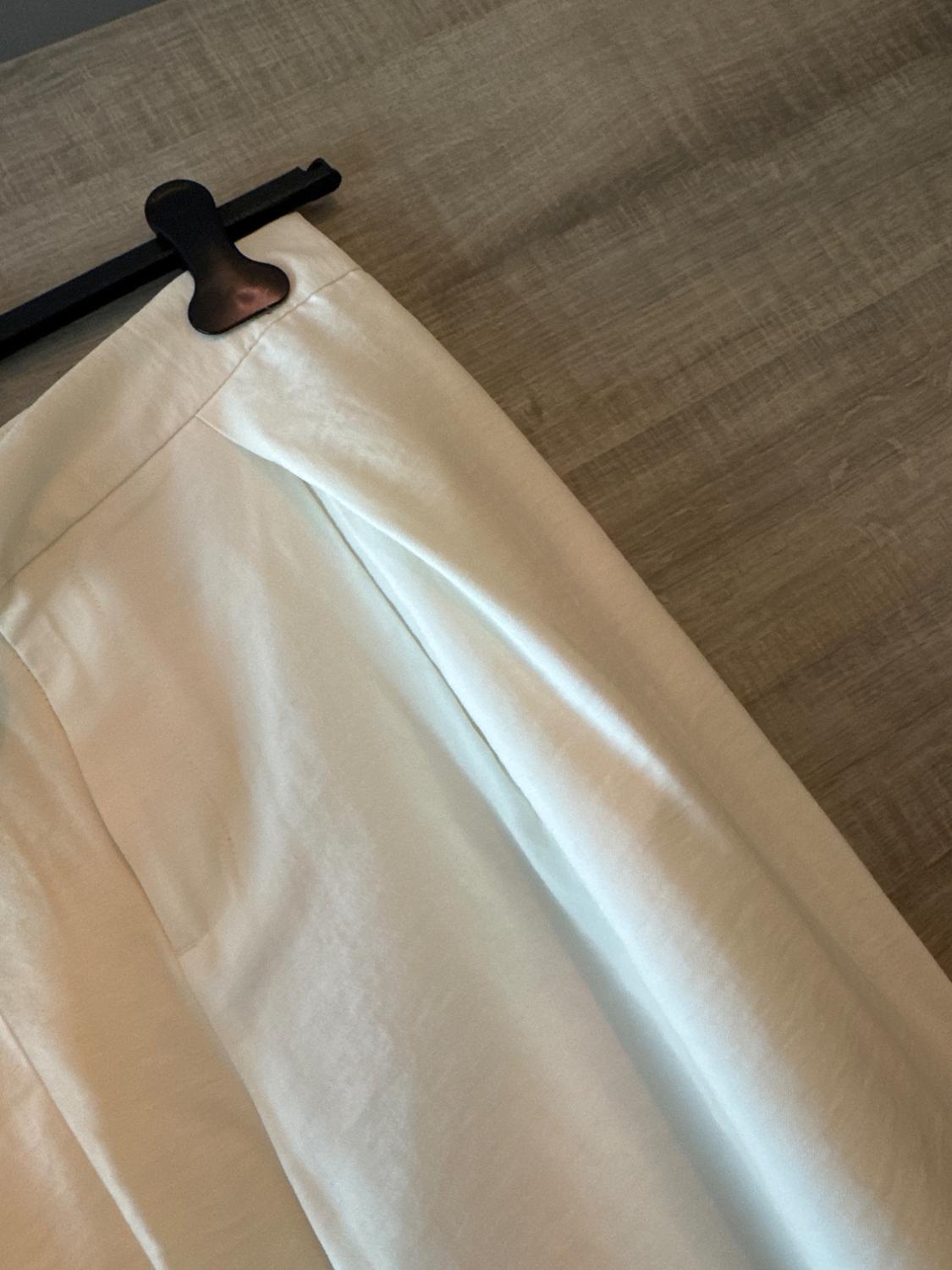 DARTED TROUSERS WITH BOW - Image 3