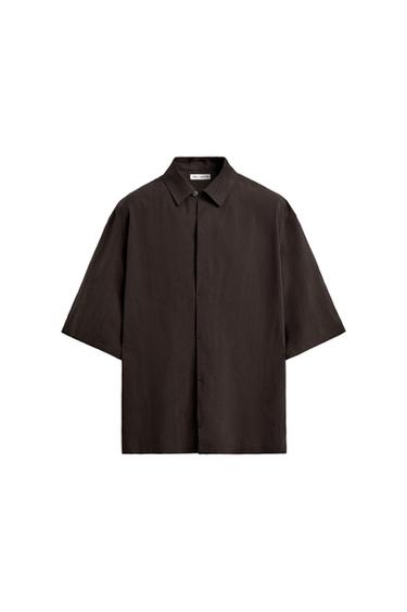 CAMISA FLUIDA RELAXED FIT - Chocolate de Zara