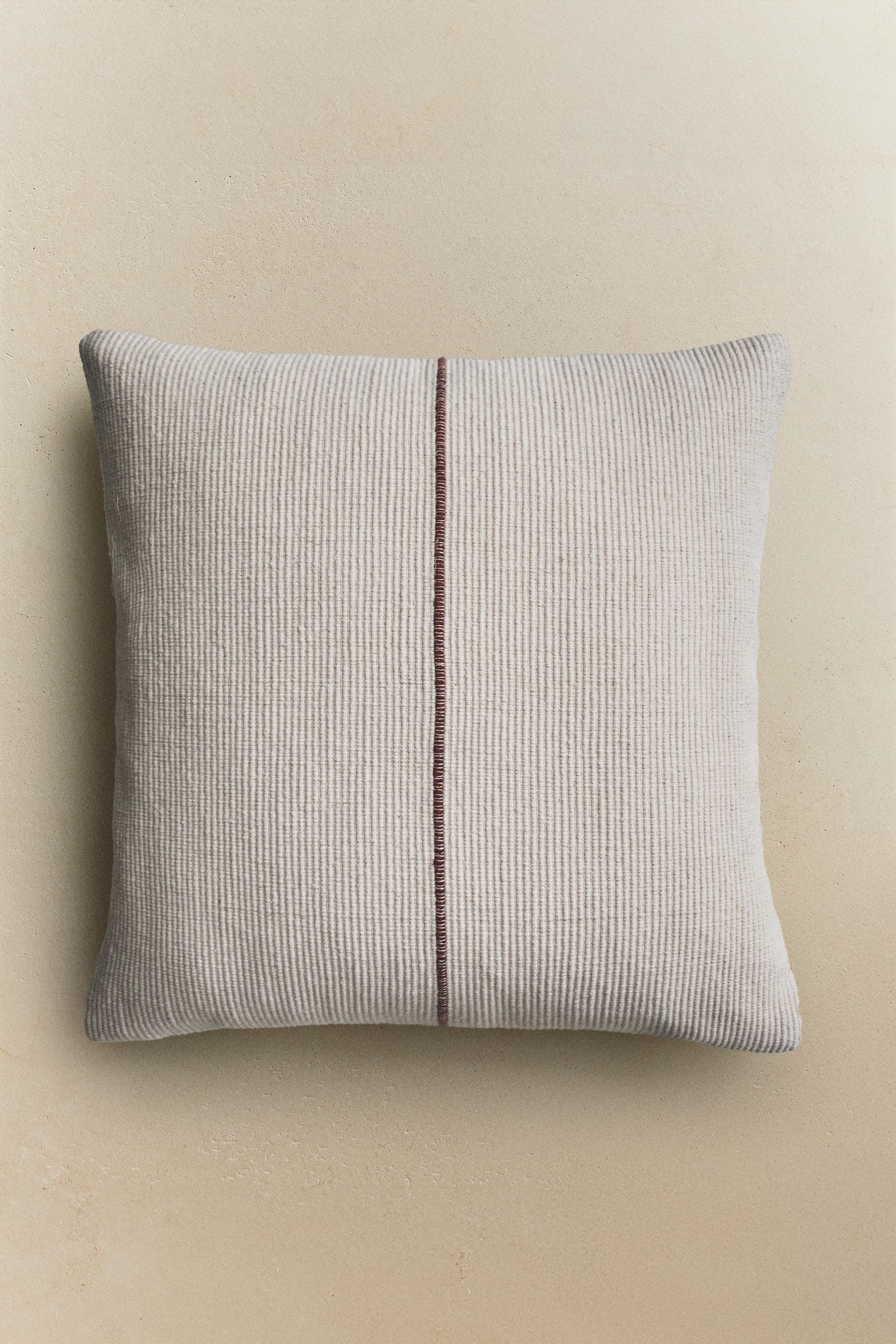 LINE CUSHION COVER