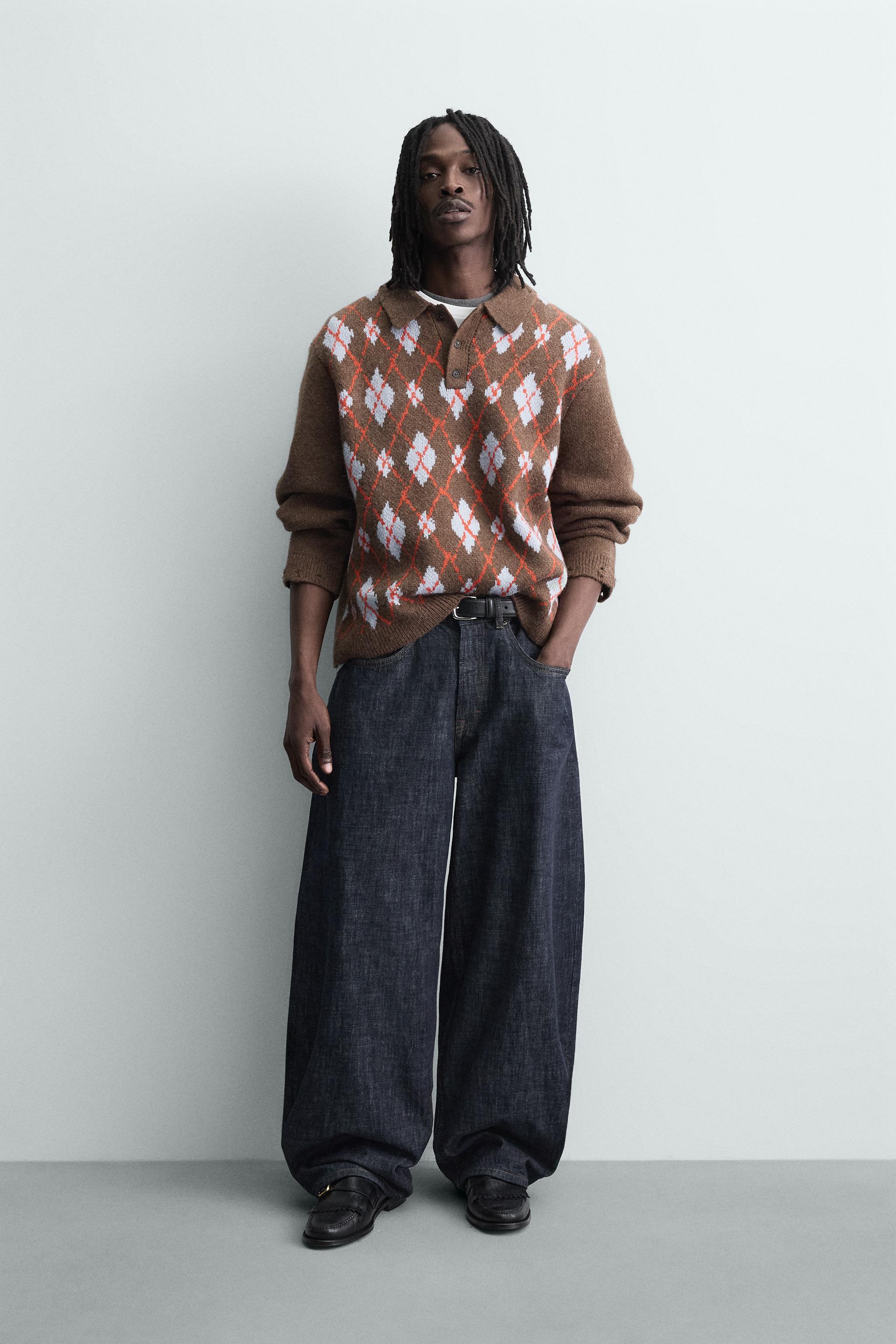 KNIT LOZENGE PATTERN POLO WITH DISTRESSED EFFECT - Brown | ZARA