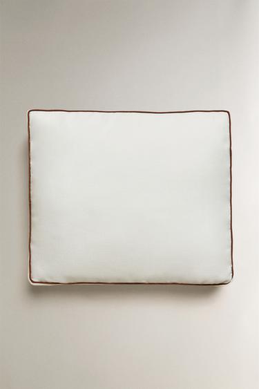 RÜCKENKISSEN MIT BIESE - Cremefarben von Zara