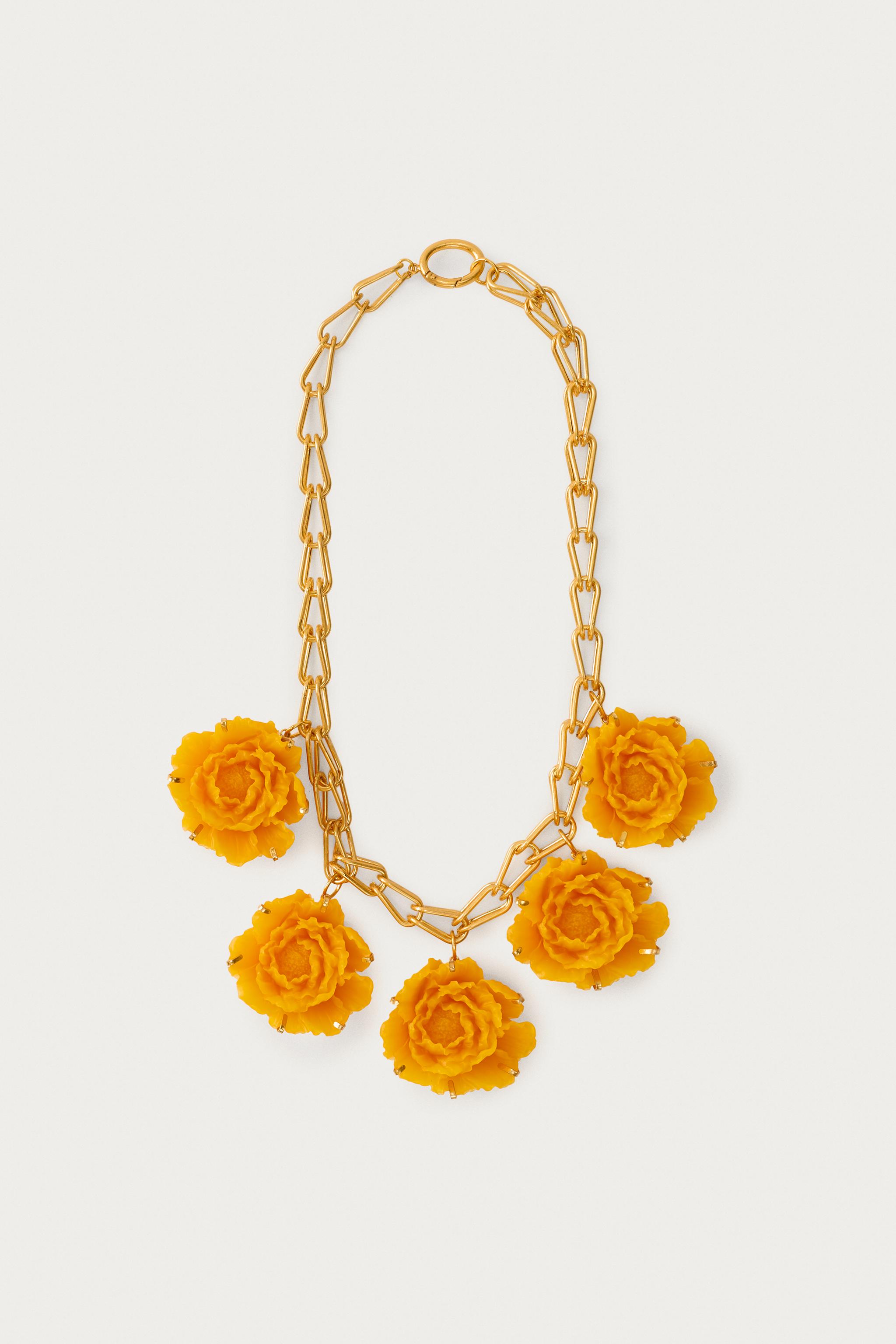METAL RESIN FLOWERS NECKLACE MARISA BERENSON X ZARA — Golden