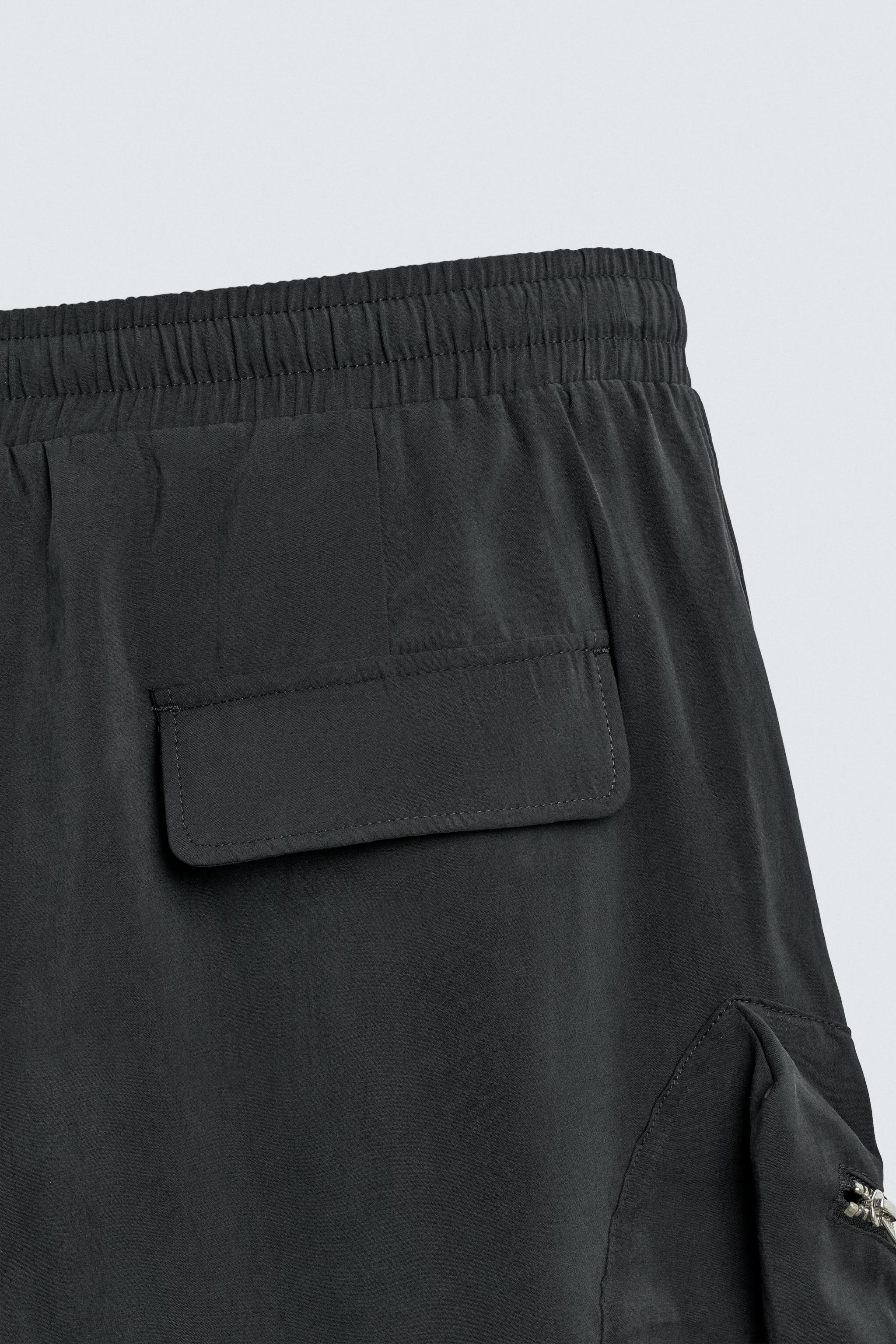 RELAXED FIT FLOWY CARGO SHORTS