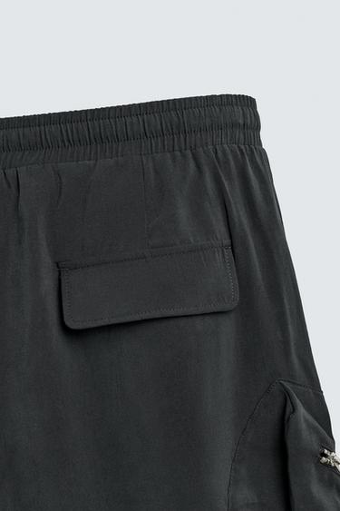 RELAXED FIT FLOWING CARGO BERMUDA SHORTS - Black by Zara - Image 9