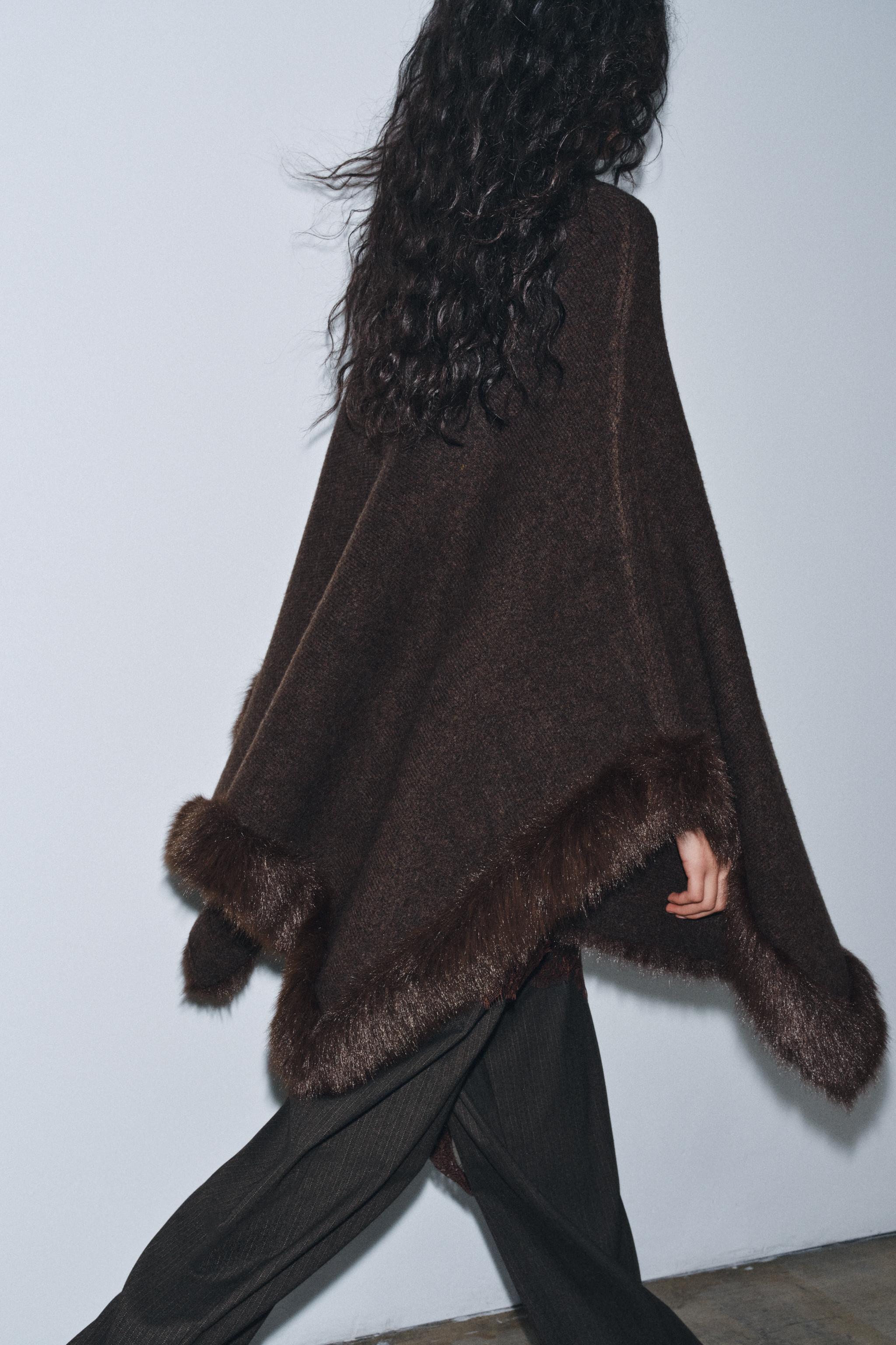 FAUX FUR KNIT CAPE PONCHO