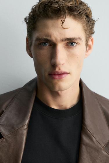 BLAZER PIEL LIMITED EDITION - Marrón de Zara