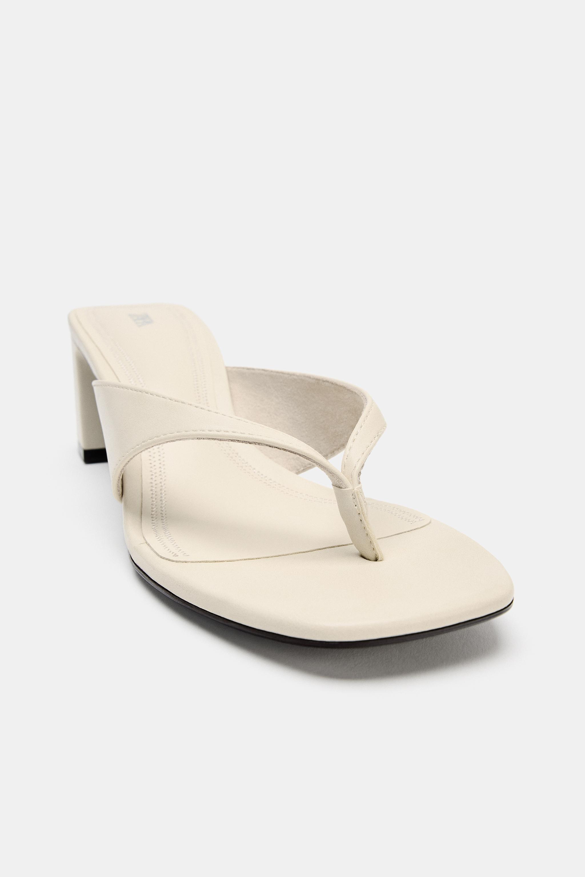 WIDE HEEL SANDALS