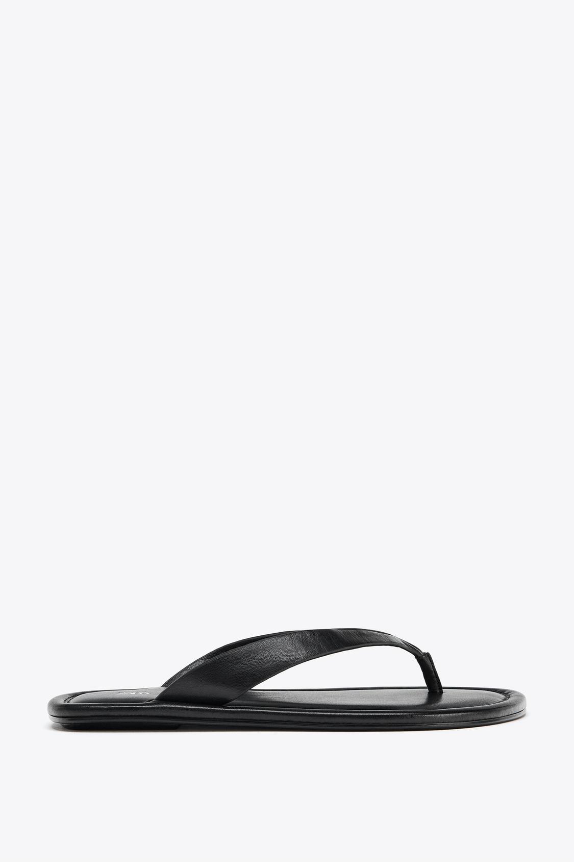 FLAT LEATHER SANDALS