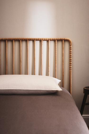 WOODEN HEADBOARD - Light beige by Zara