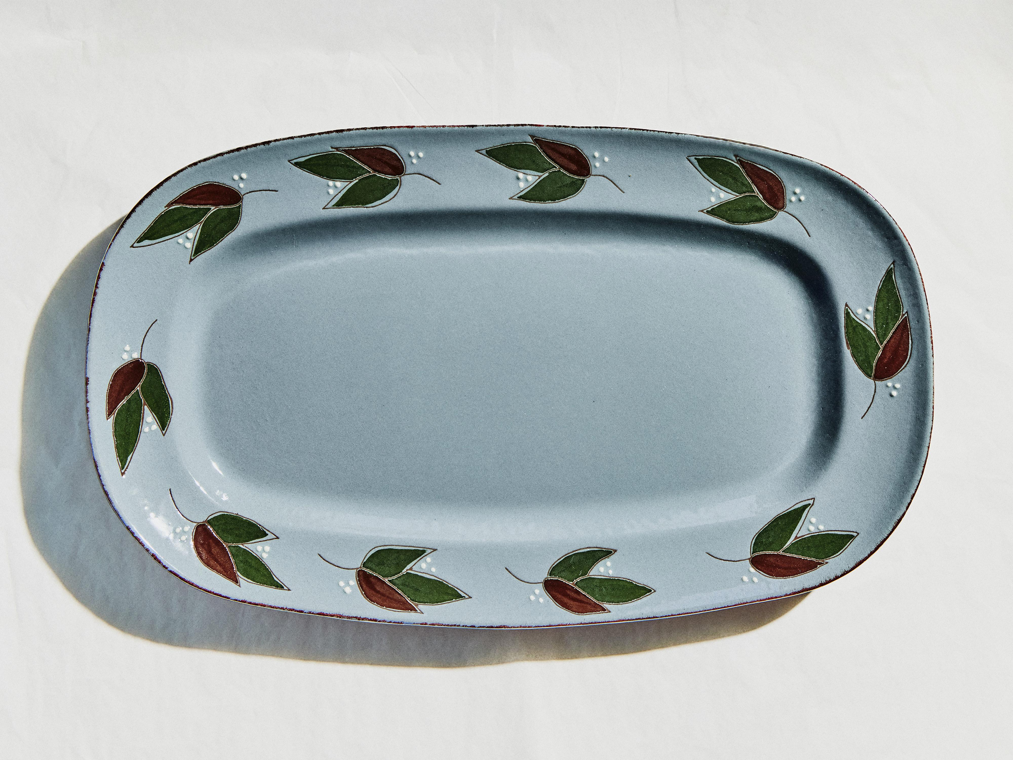 RECTANGULAR LEAF EARTHENWARE SERVING DISH — Blue gray