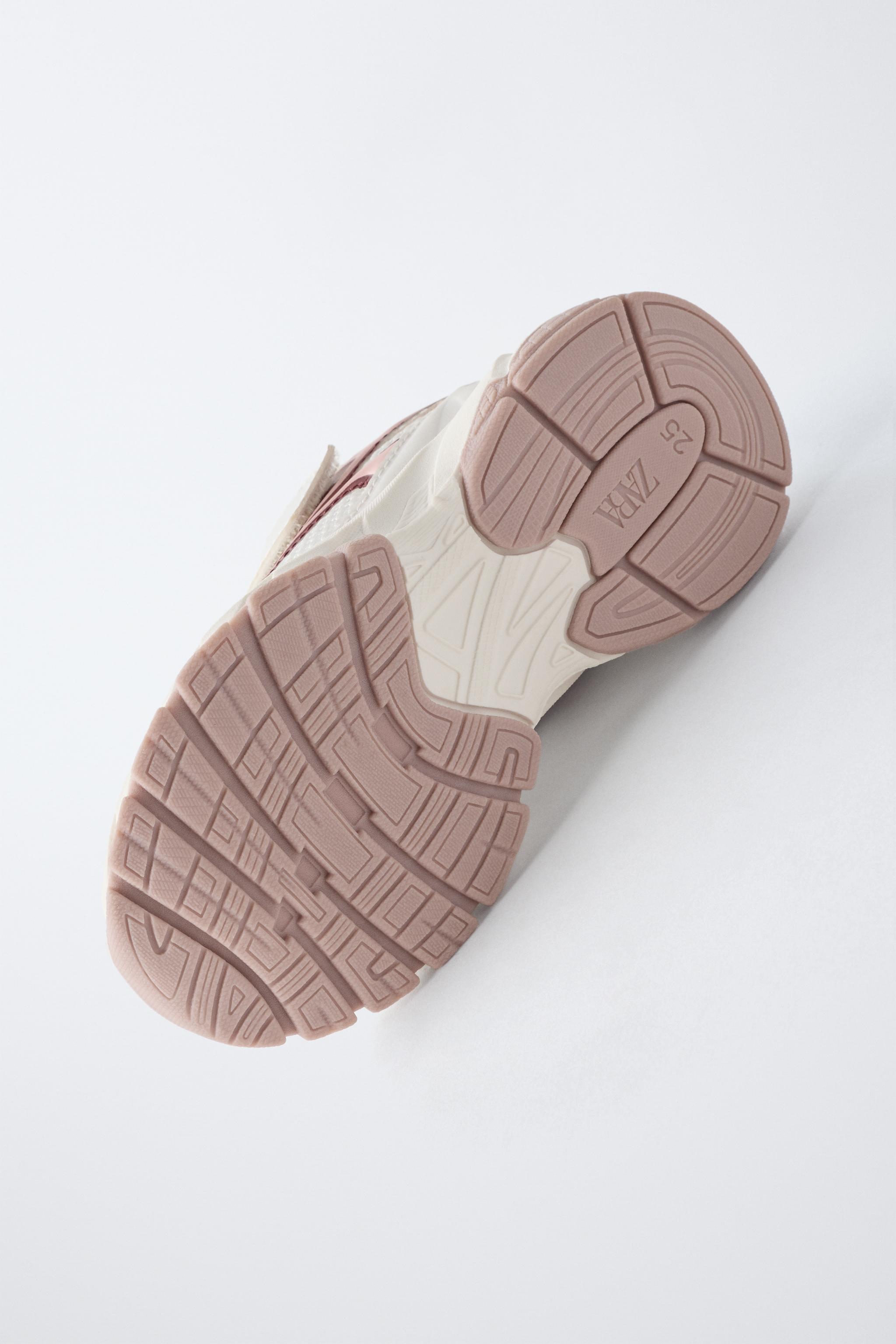 MESH SNEAKERS