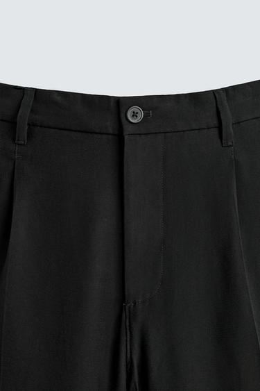 PANTALON FLUIDE COUPE DÉCONTRACTÉE À PLIS - Noir de Zara - Image 6