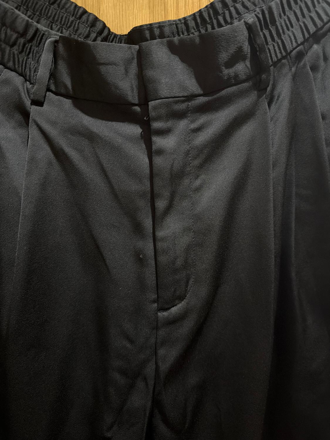 PLEATED SATIN TROUSERS - Image 3