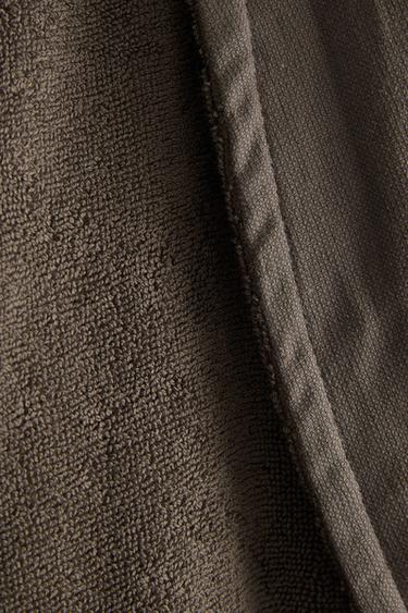 COTTON BATHROBE WITH APPLIQUÉ FABRIC - Dark mink by Zara