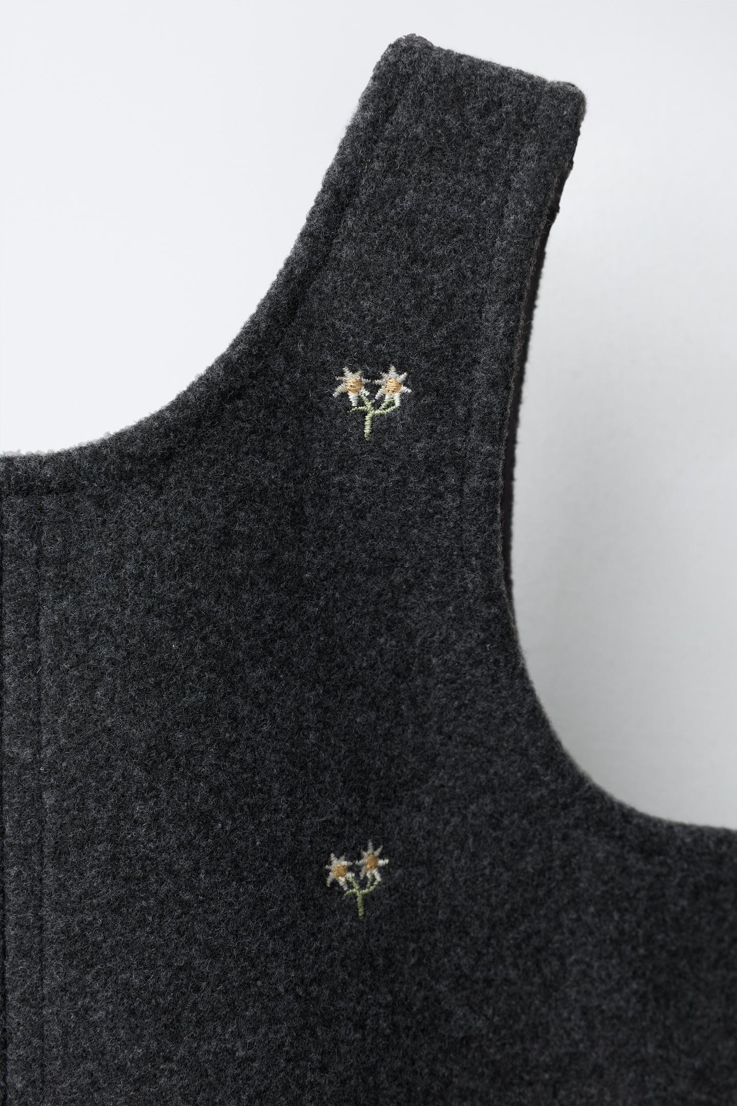 Детские платья Zara Embroidered Floral PIÑAFOR, цвет: Антрацитовый серый — фото 3