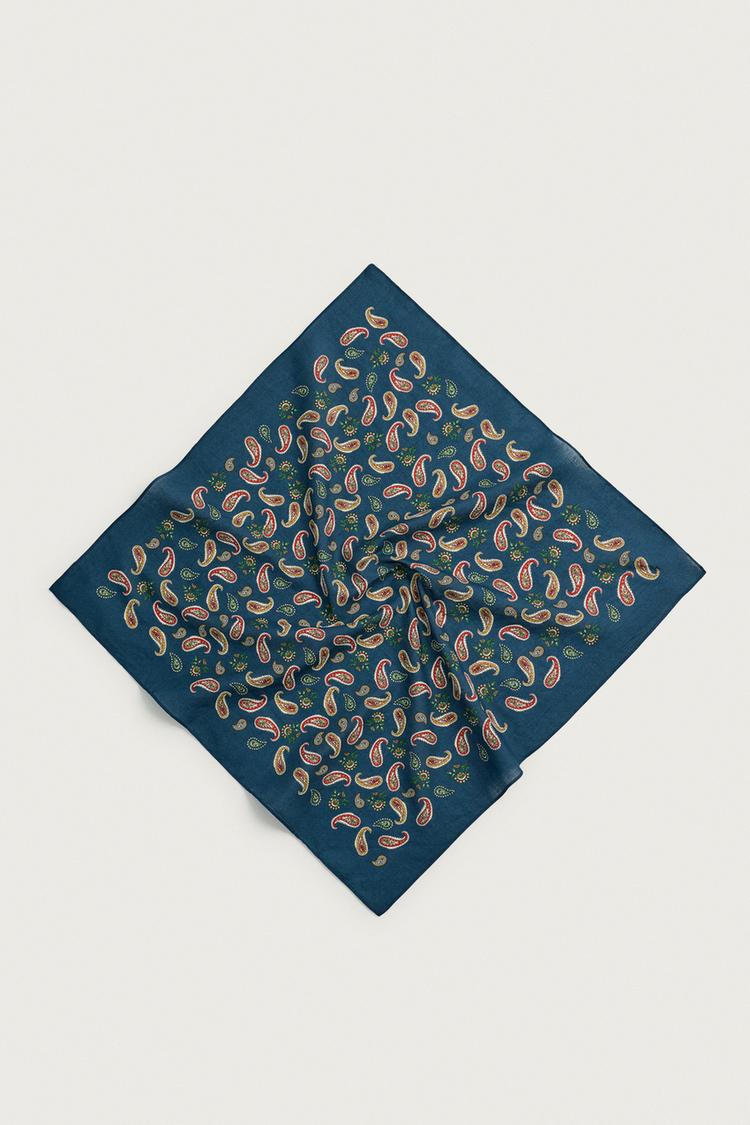 BANDANA ESTAMPADO GEOMÉTRICO