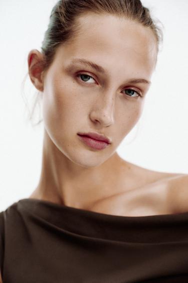TOP ASYMÉTRIQUE TEXTURÉ - Marron de Zara - Image 5