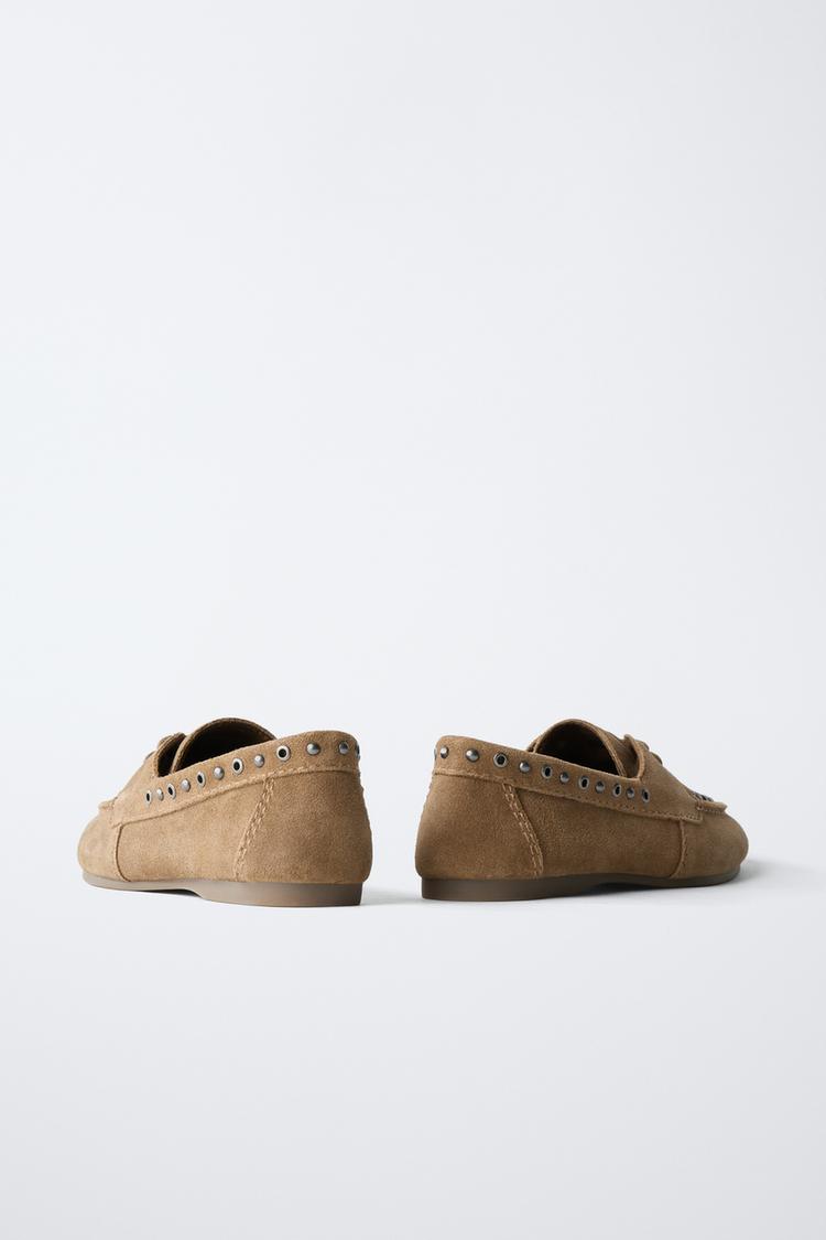 Zapatos náuticos de cuero con tachuelas 5