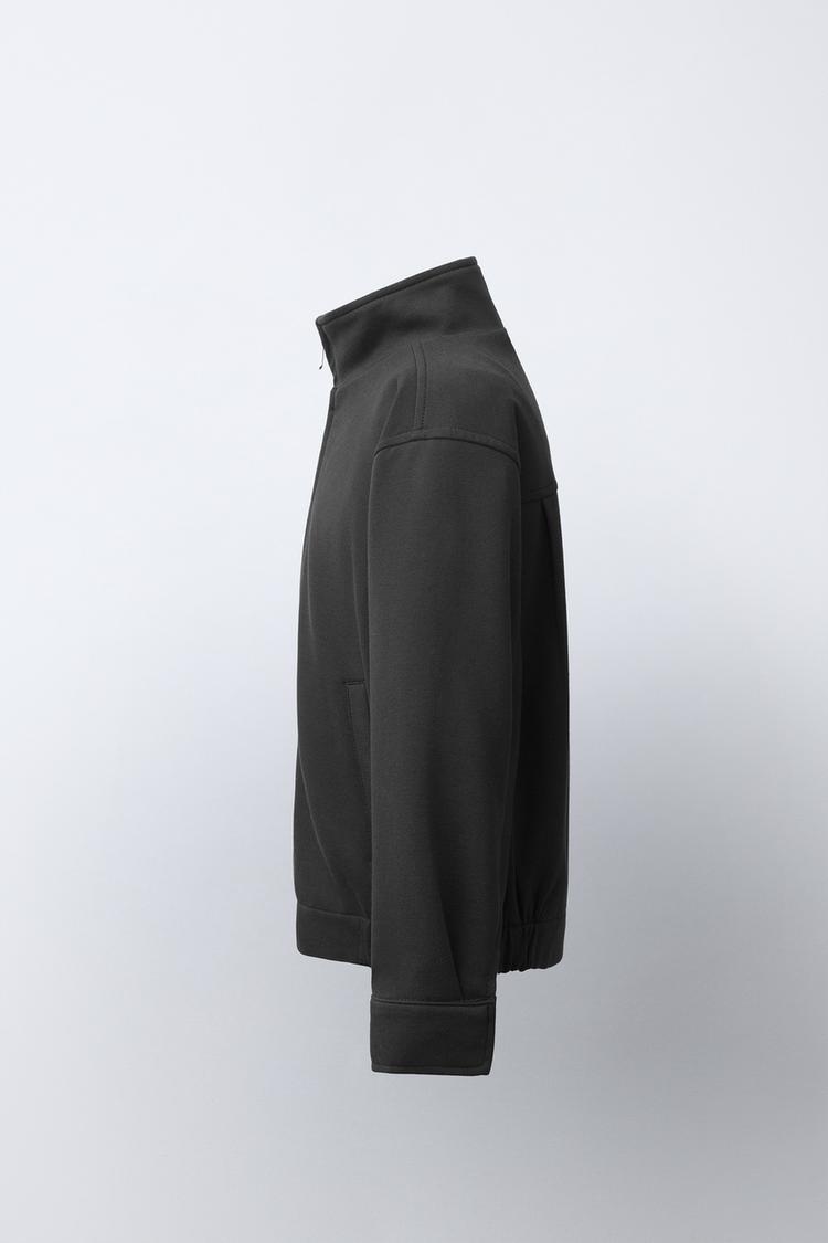 Chaqueta bomber cómoda 4