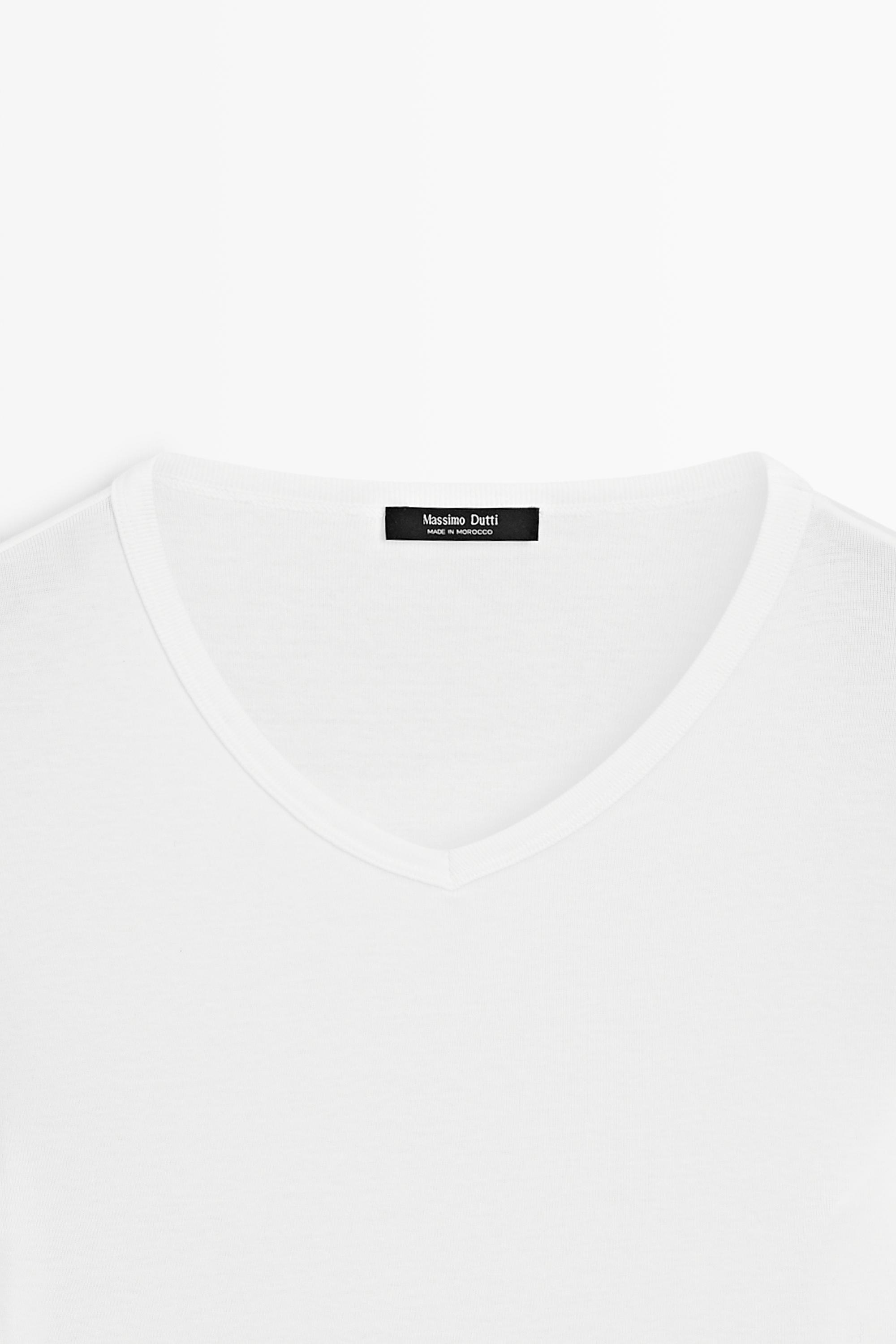 100% cotton V-neck long sleeve T-shirt