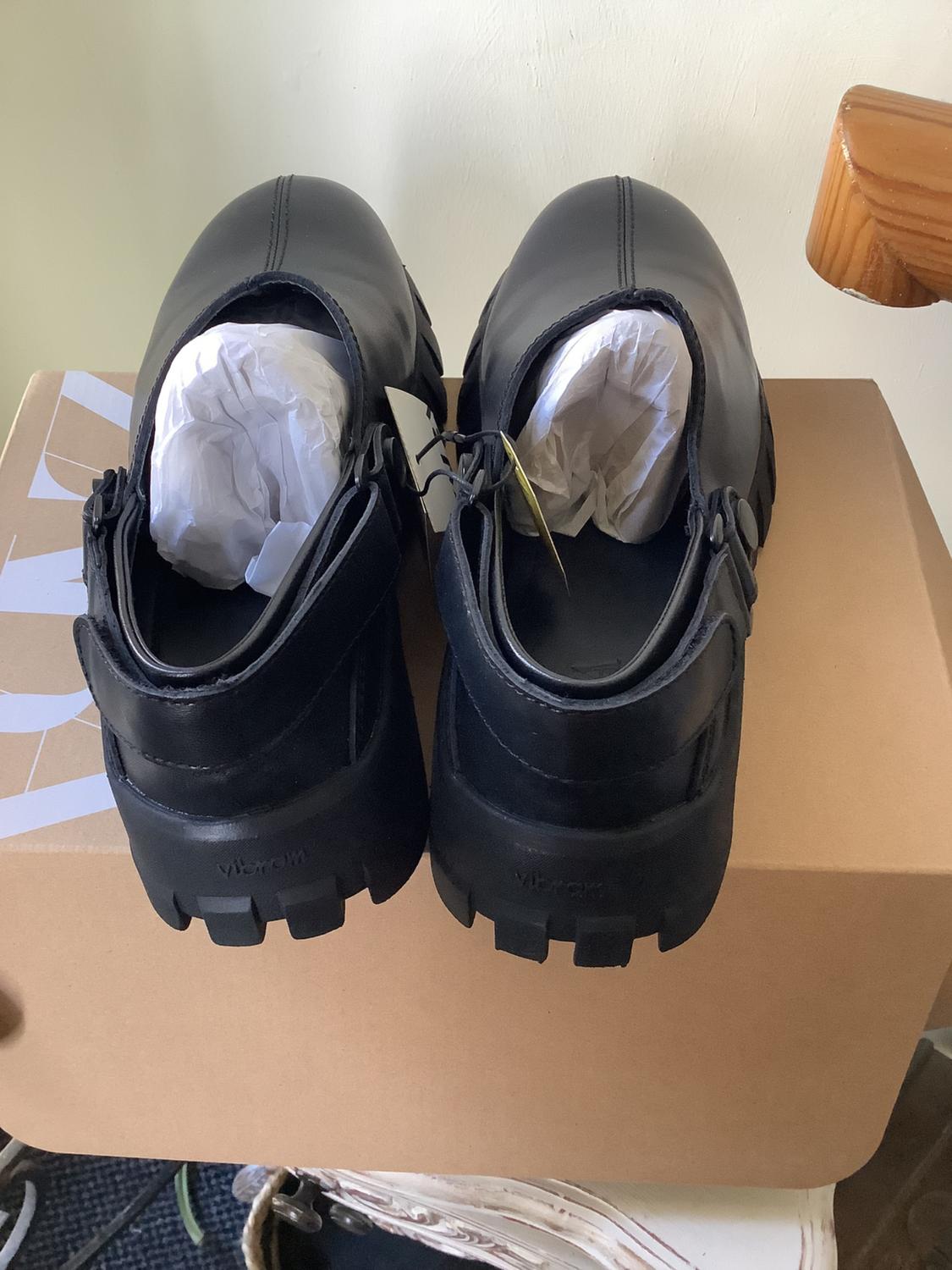 LEATHER VIBRAM® SLINGBACK LOAFERS - Image 2