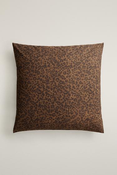 TAIE D’OREILLER LÉOPARD PERCALE (200 FILS) - Marron foncé de Zara