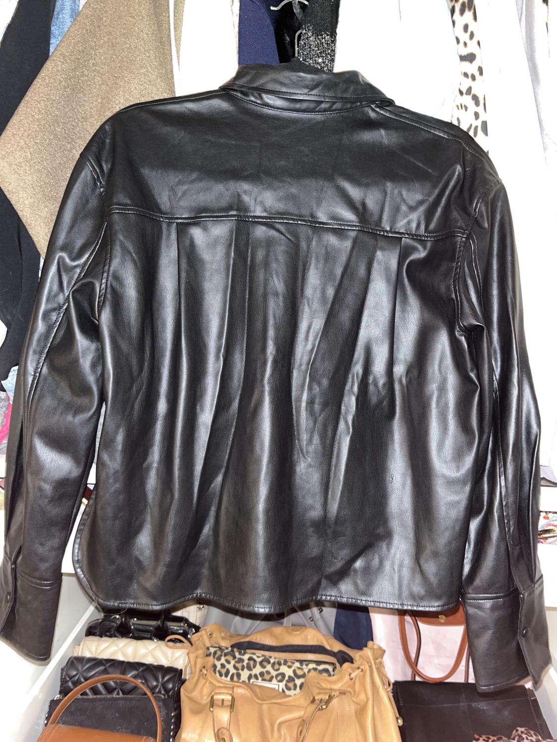 FAUX LEATHER SHIRT WITH POCKETS - Image 2