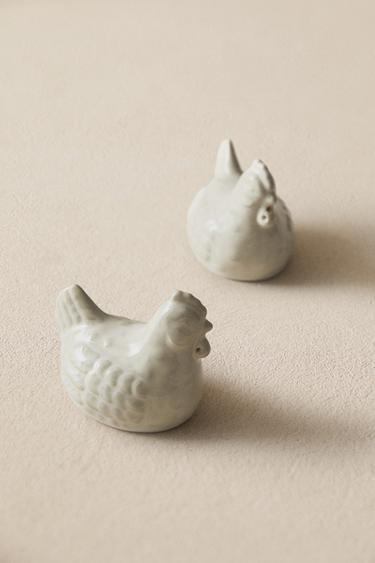 HEN SALT AND PEPPER SHAKER SET - Cream by Zara