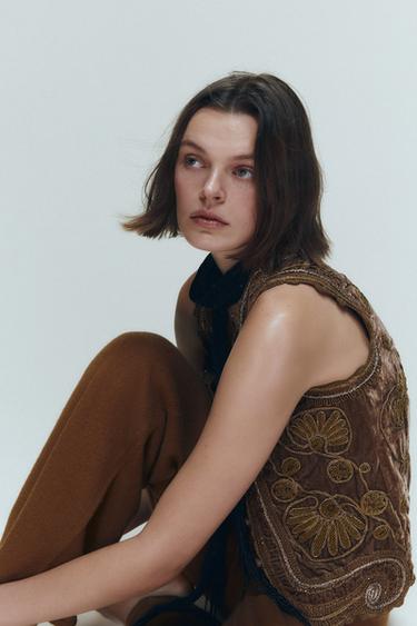 {ชื่อ} - {สี} จาก Zara