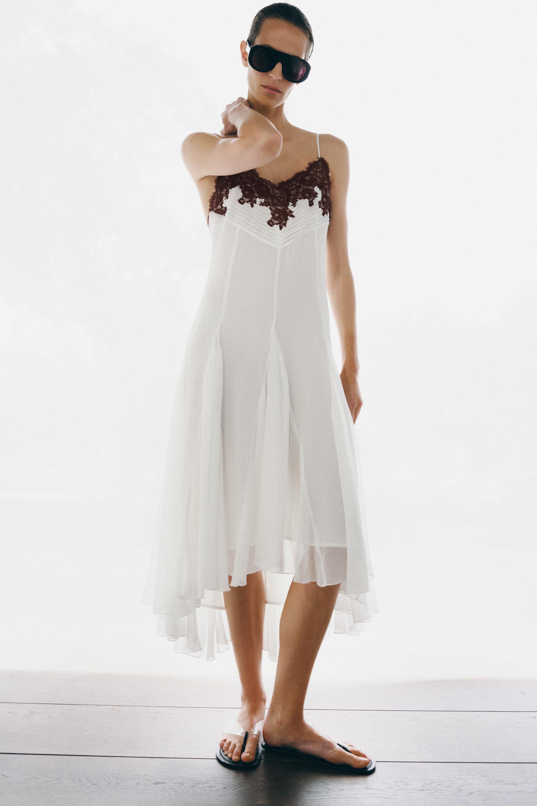 ROBE EN DENTELLE ZW COLLECTION