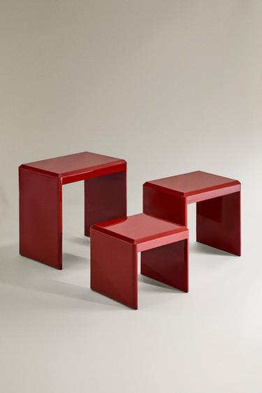 LACQUERED NESTING TABLES (SET OF 3) | COLIN KING - Red by Zara - Image 1