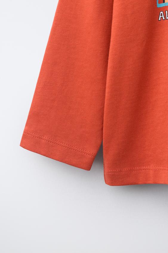 T-SHIRT À IMPRIMÉ ANIMAUX - Grenat clair de Zara - Image 3