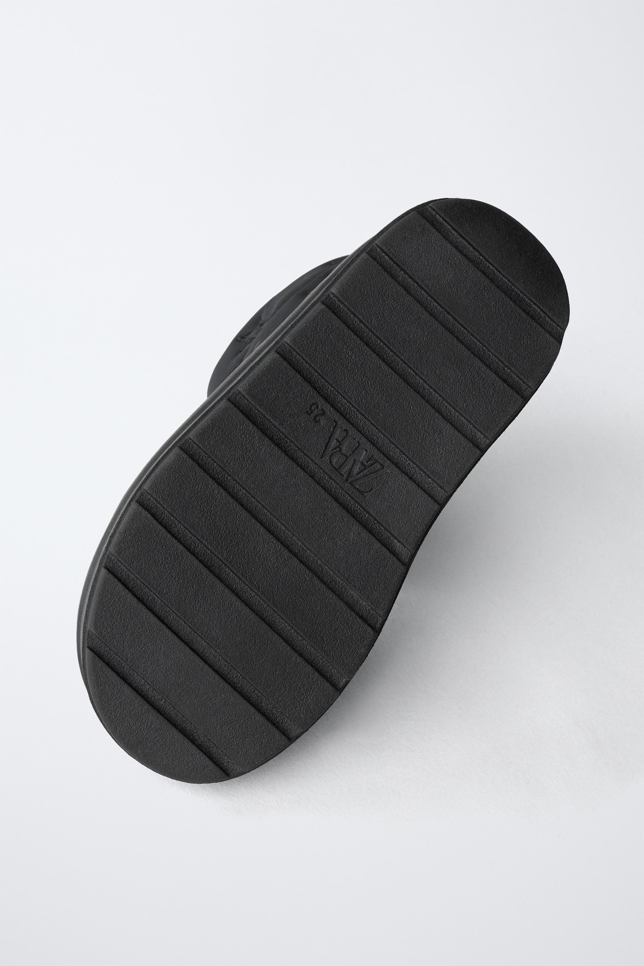 WATER REPELLENT SNOW BOOTS