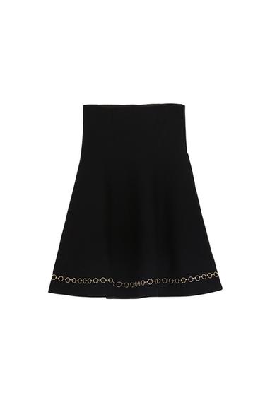 MINI SKIRT WITH CHAIN DETAIL