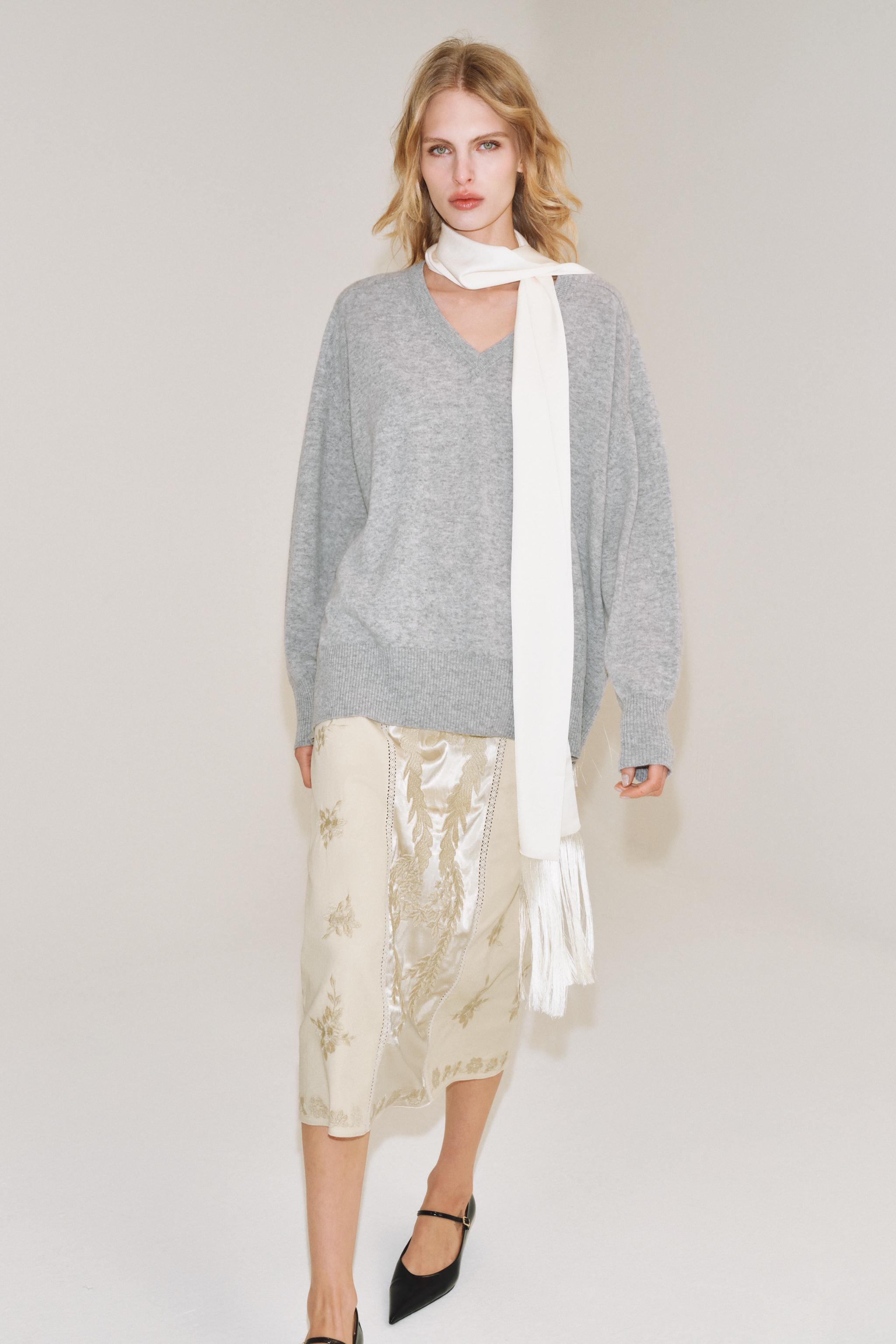100% WOOL OVERSIZED SWEATER
