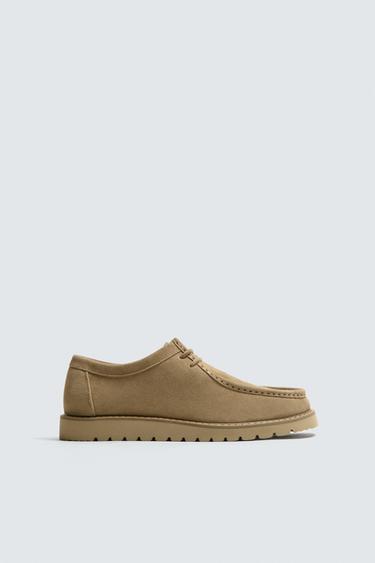 ORTIGNI uomo scarpa derby coda di rondine in pelle NERO. Suola in gomma