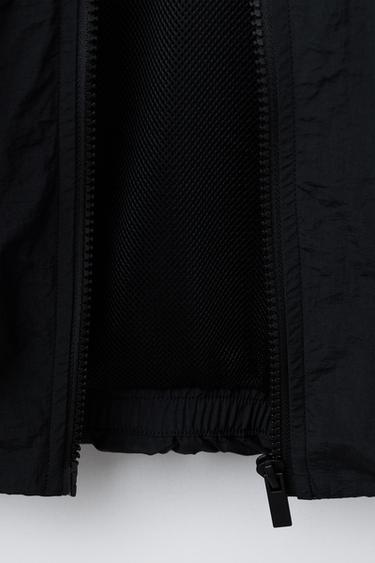 ULTRALIGHT CONTRAST RAINCOAT - Black by Zara - Image 4