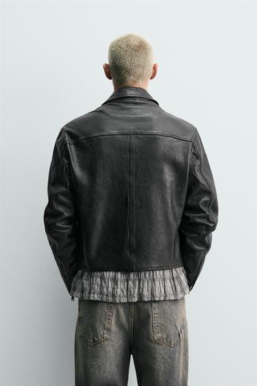 BLOUSON COURT EN CUIR - Noir de Zara - Image 2