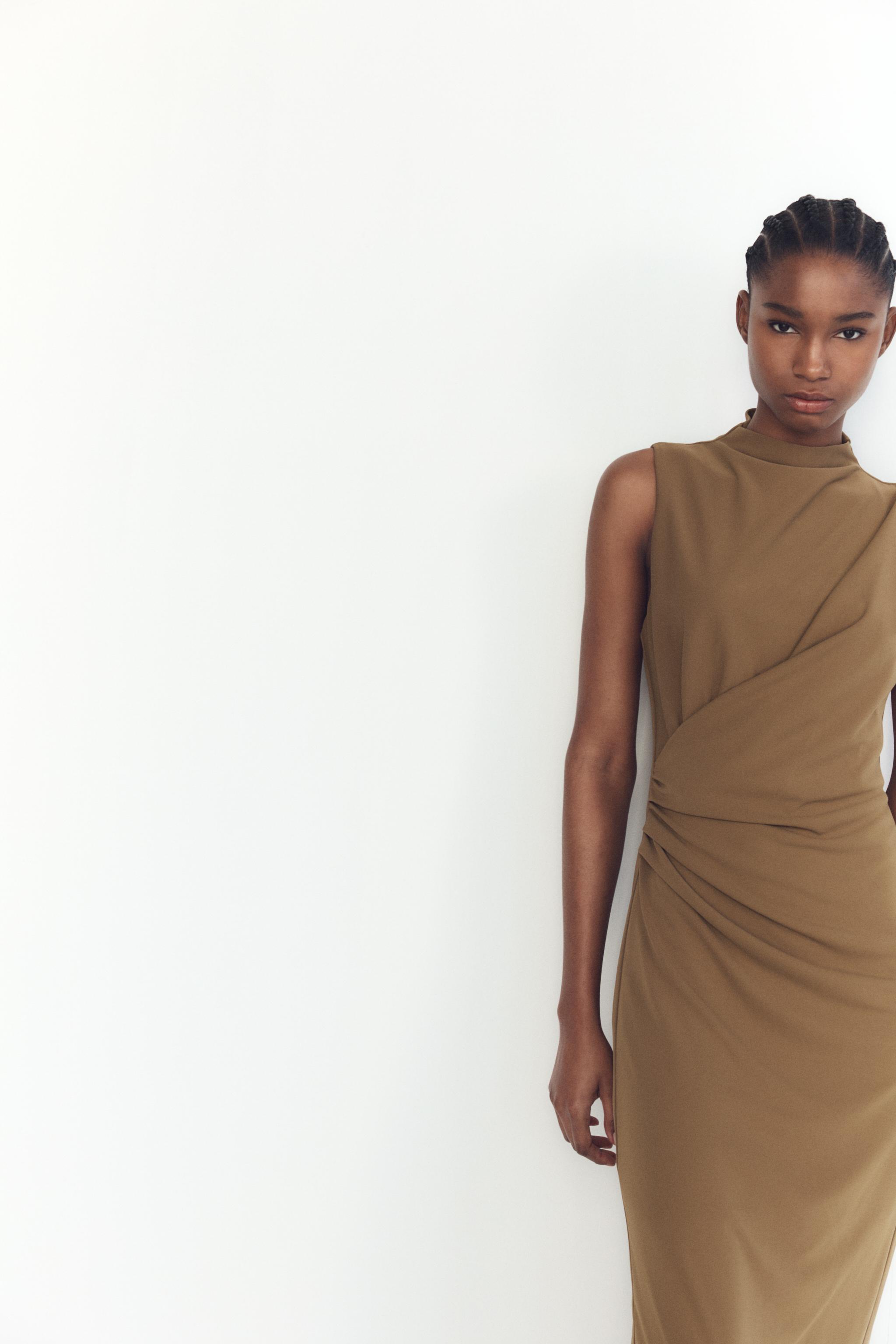 【ZARA】ドレープディテール入りミディ丈ワンピース4772/305/705 ZARA】ドレープディテール入りミディ丈ワンピース4772/305/705