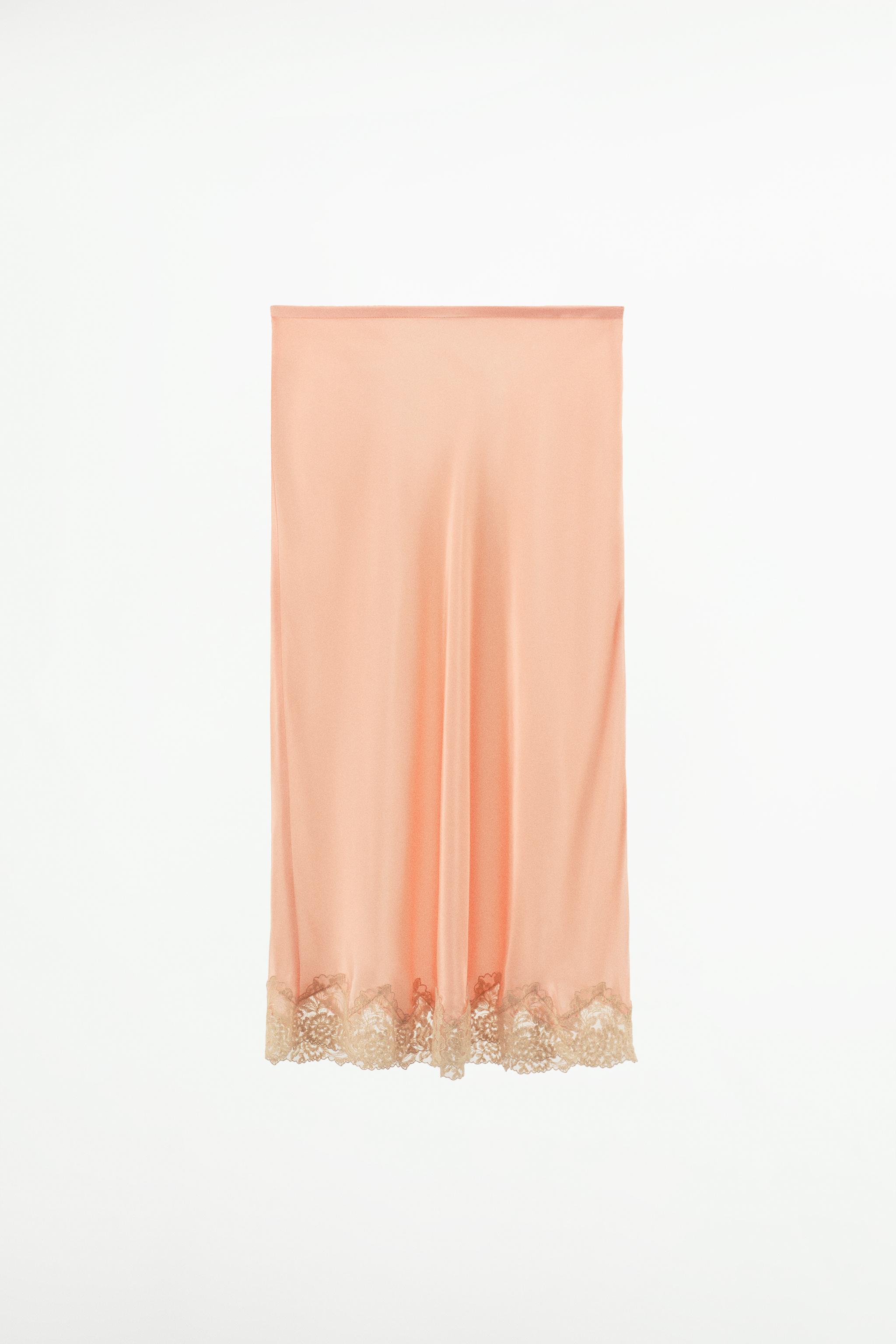 LACE TRIM SATIN EFFECT SKIRT