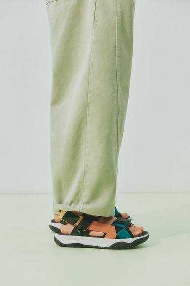 Zara 多色科技布料涼鞋 - 多色