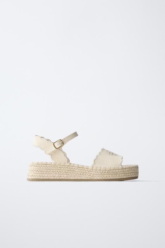 SANDALIA EFECTO YUTE - Blanco Crudo de Zara - Imagen 0