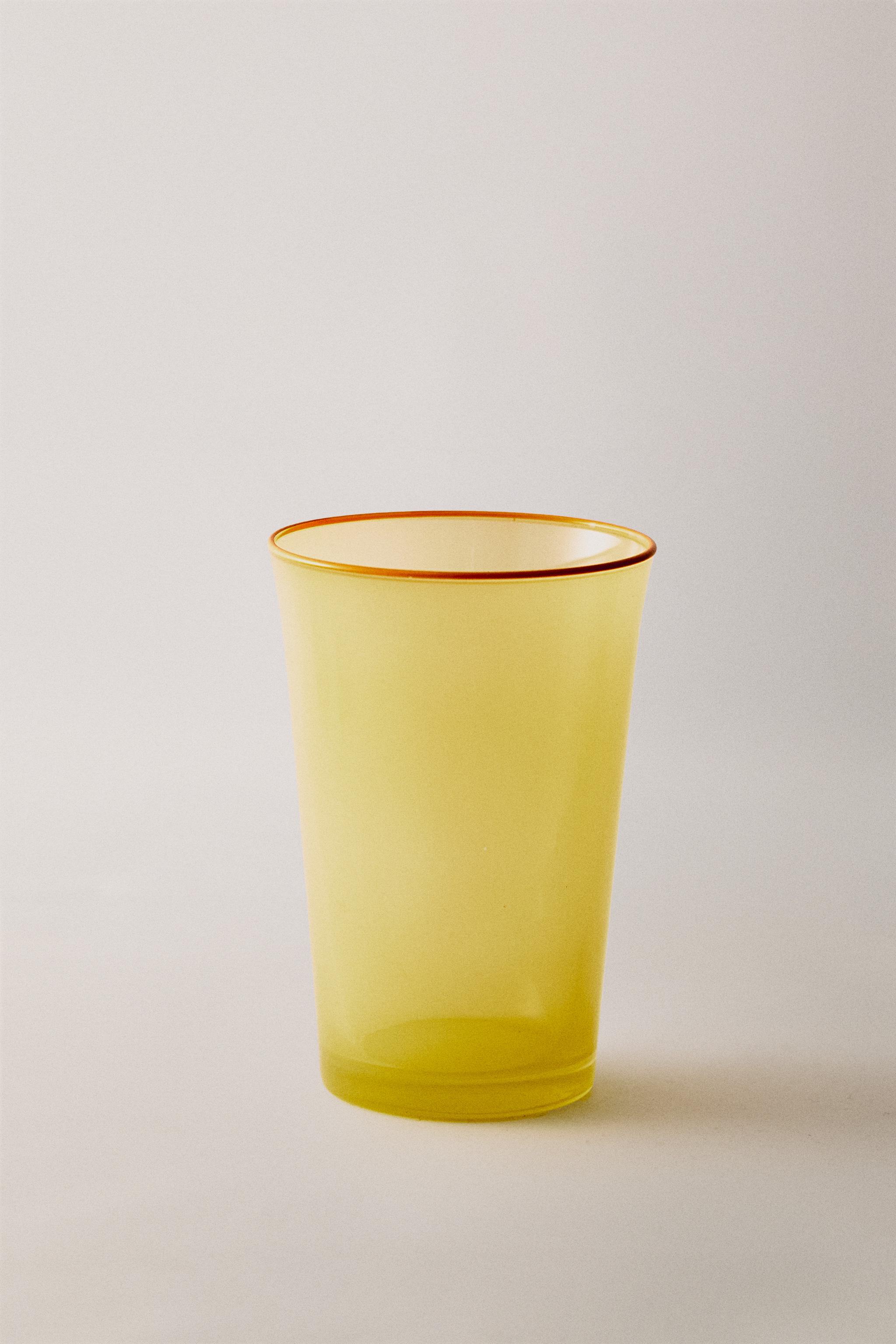 COLOURED GLASS TUMBLER — Yellow