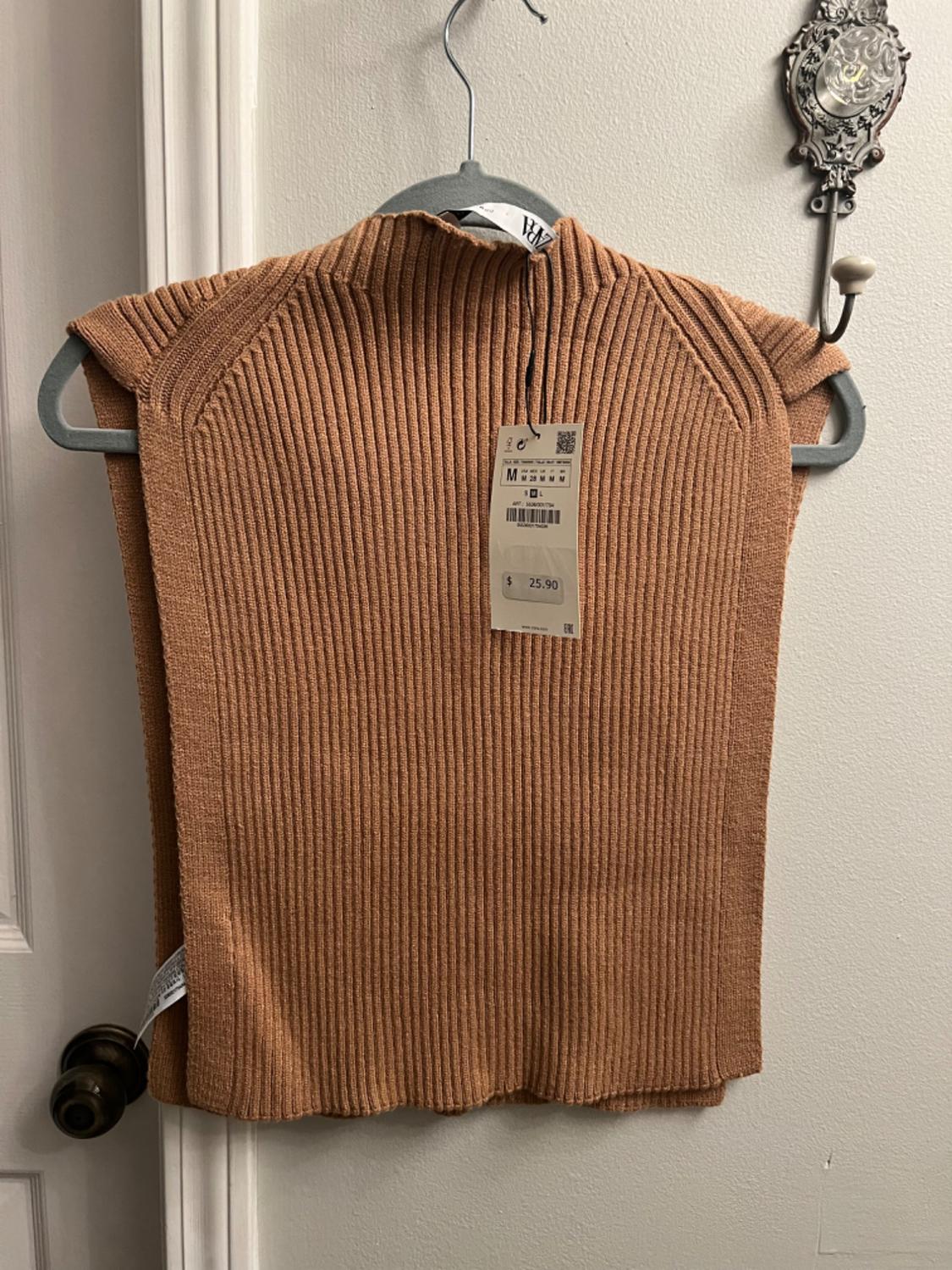 KNIT VEST TRF - Image 2