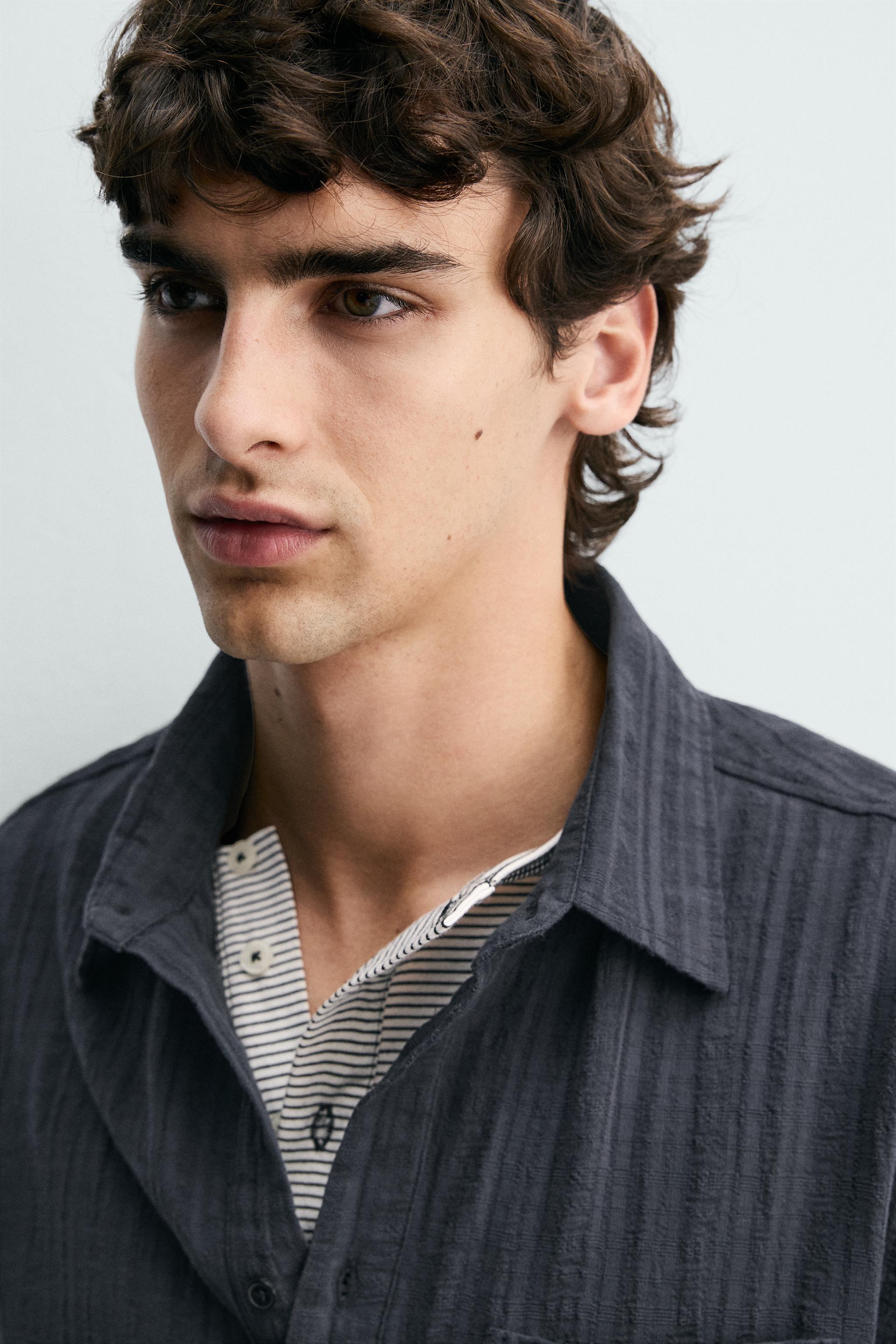 TEXTURED STRIPED POLO SHIRT
