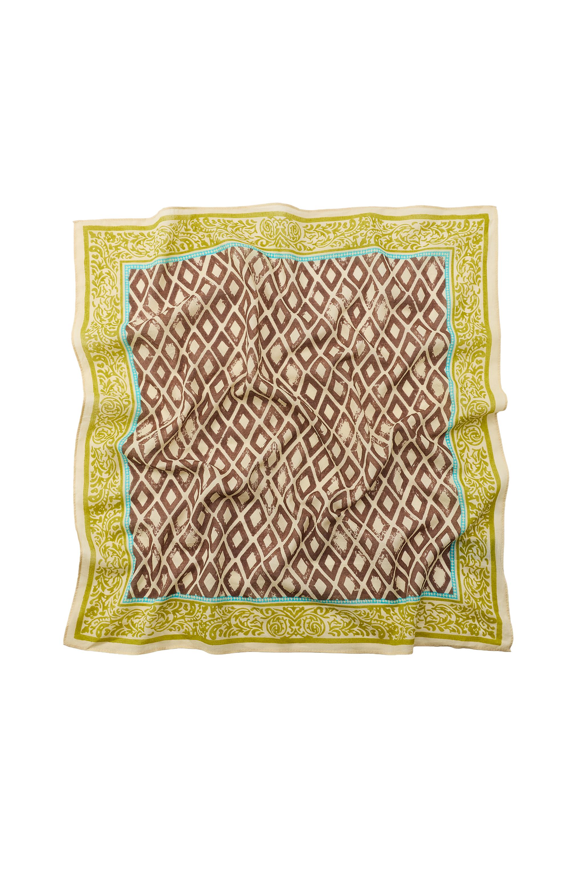 PAÑUELO BANDANA ESTAMPADO ROMBOS