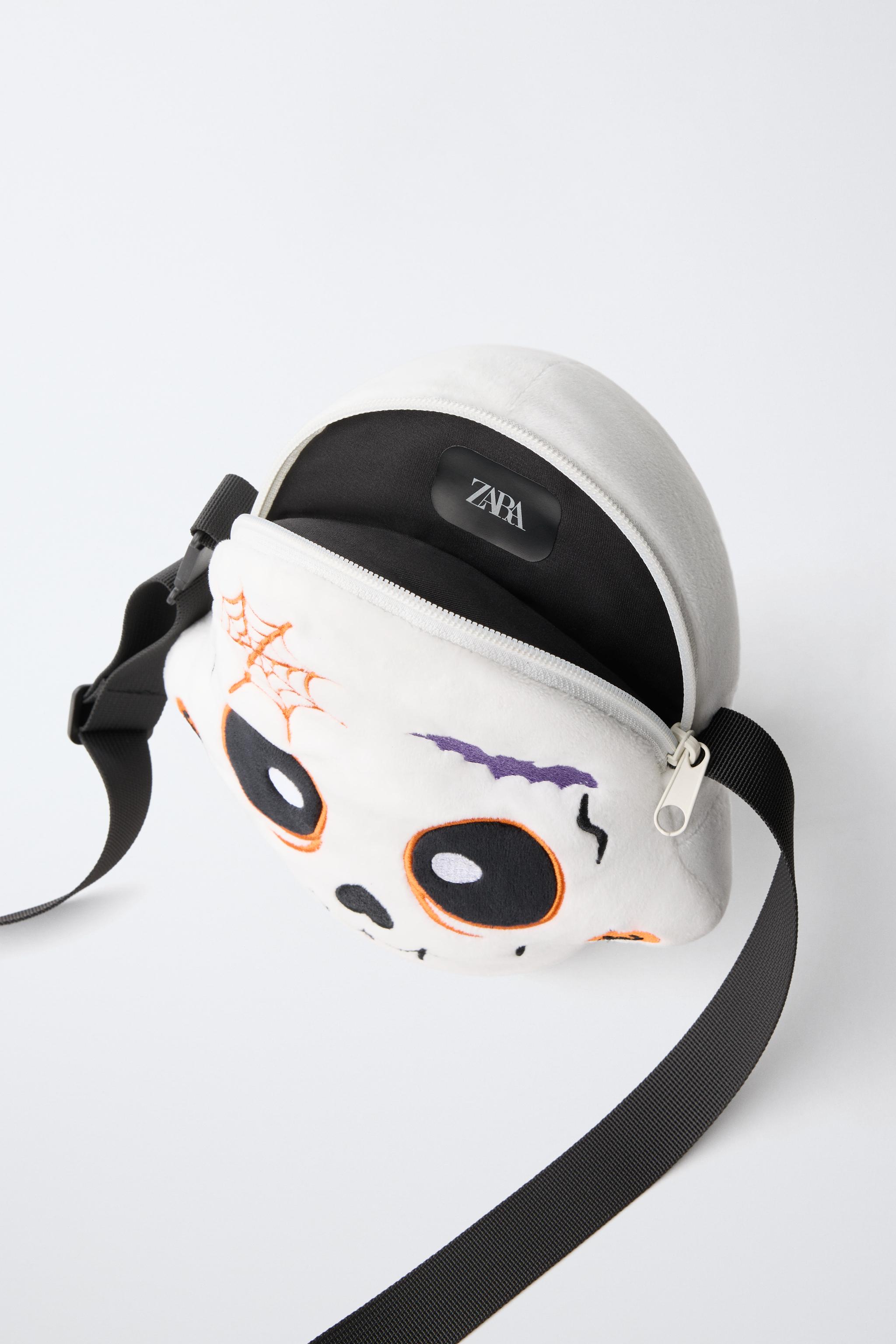 SKULL CROSSBODY BAG